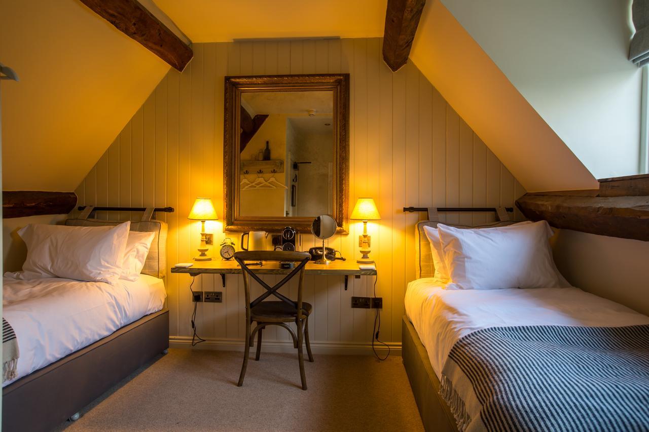 The Frogmill Hotel Shipton  Exterior foto